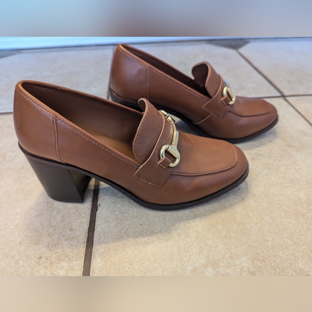 Lauren Blakwell Neil women's pump